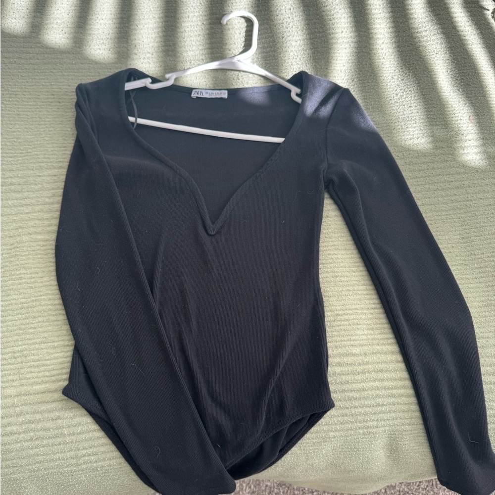 Zara Black Long Sleeve V-Neck Bodysuit